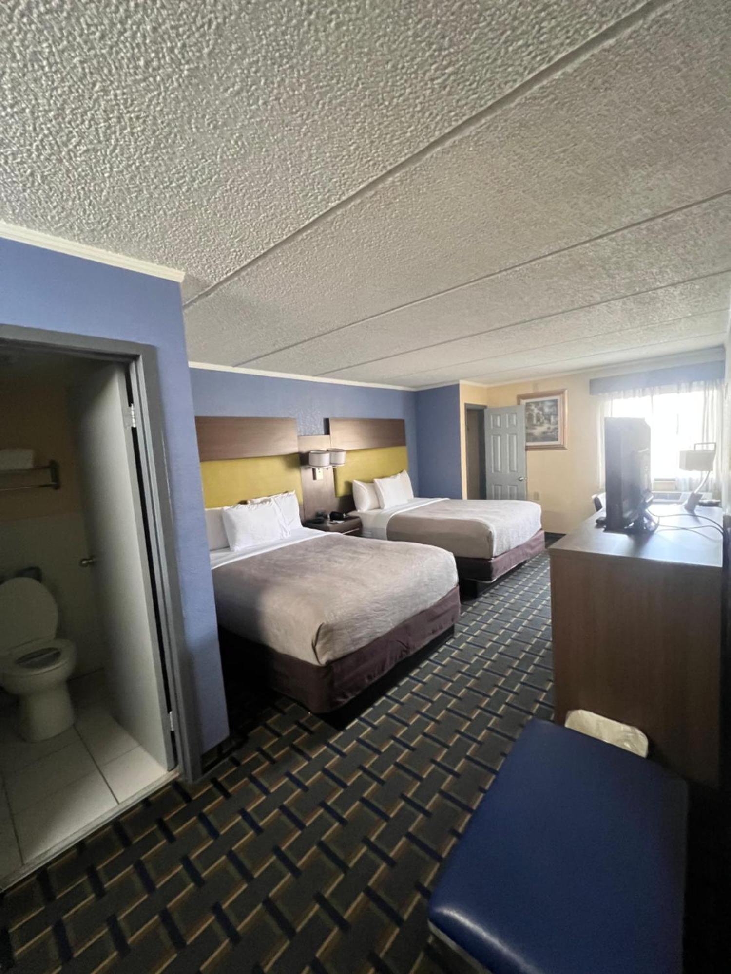 Quality Inn & Suites Near Six Flags East Atlanta Esterno foto
